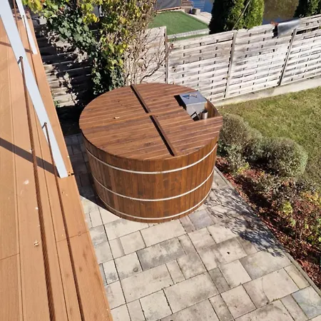 Casa de Férias Duna Taksony